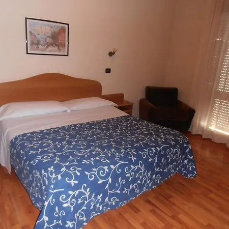 Giusy Hotel *